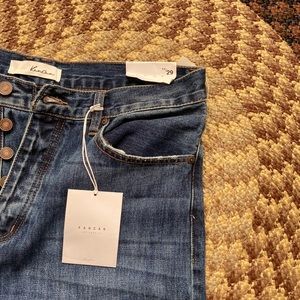 NWT- KanCan 90’s button fly, high waist, flare jeans size 29/11